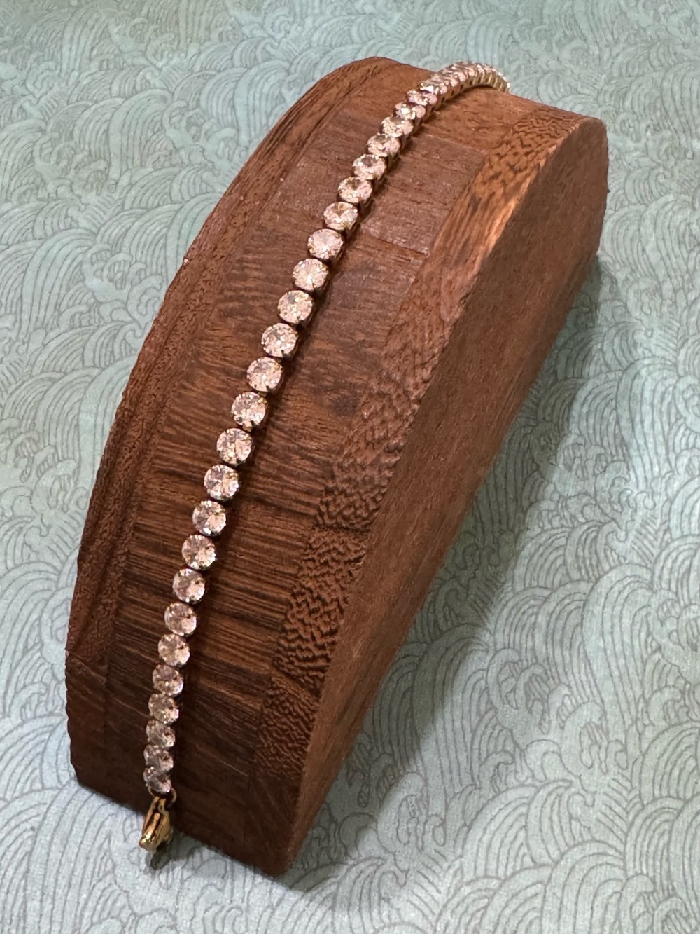 GOLD TONE TENNIS BRACELET